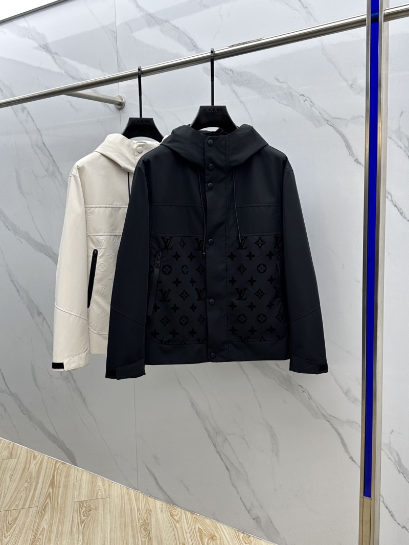 l0vis Vvtt0n outwear